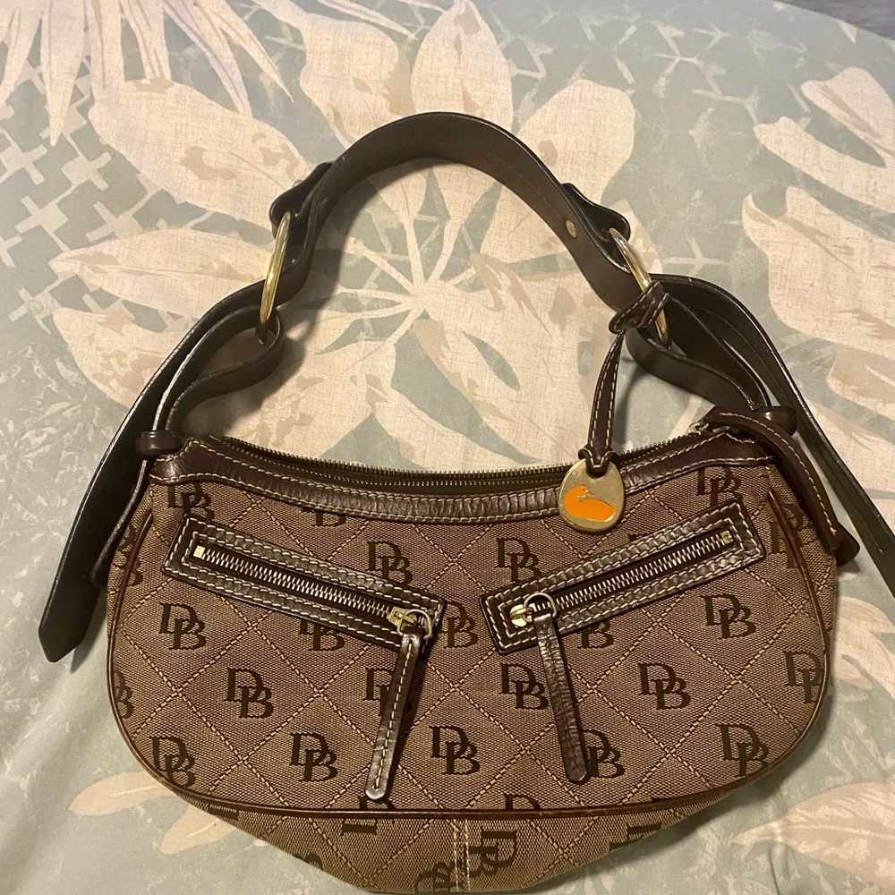 Vintage Dooney&Bourke.